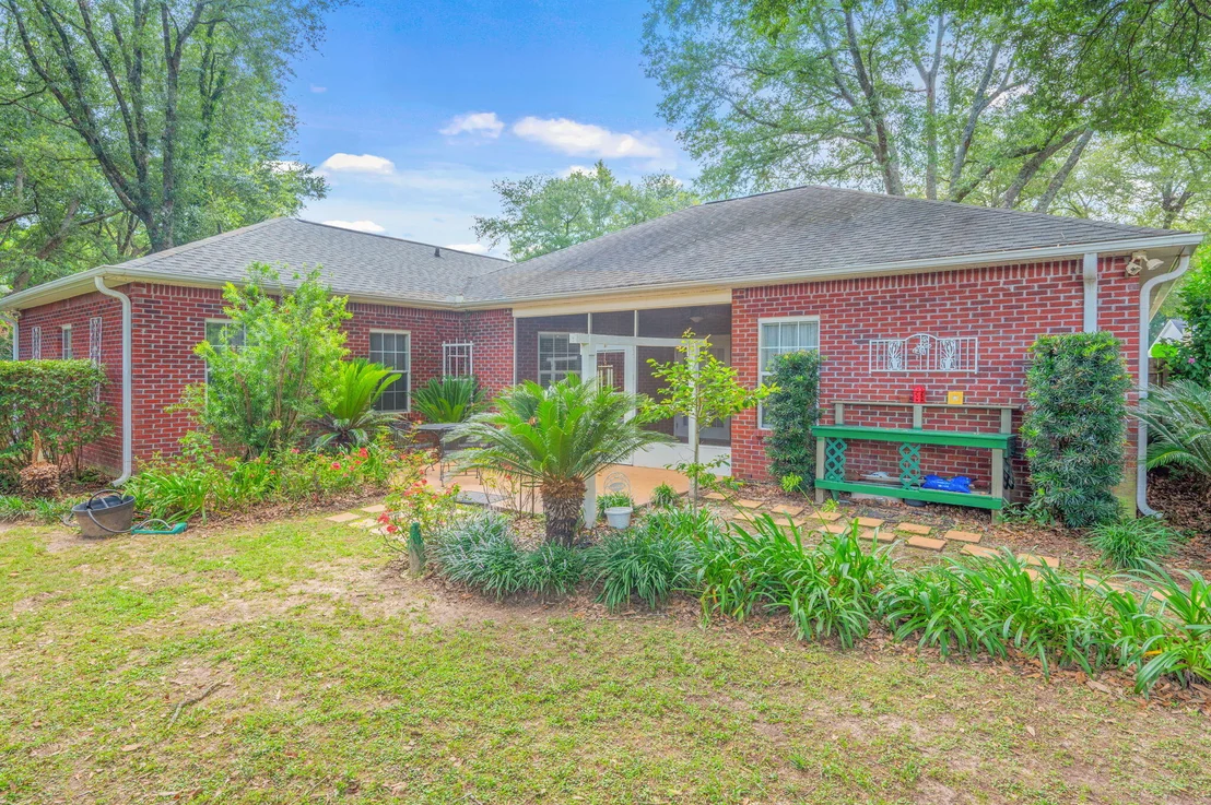 Photo of 5810 Hilary Street