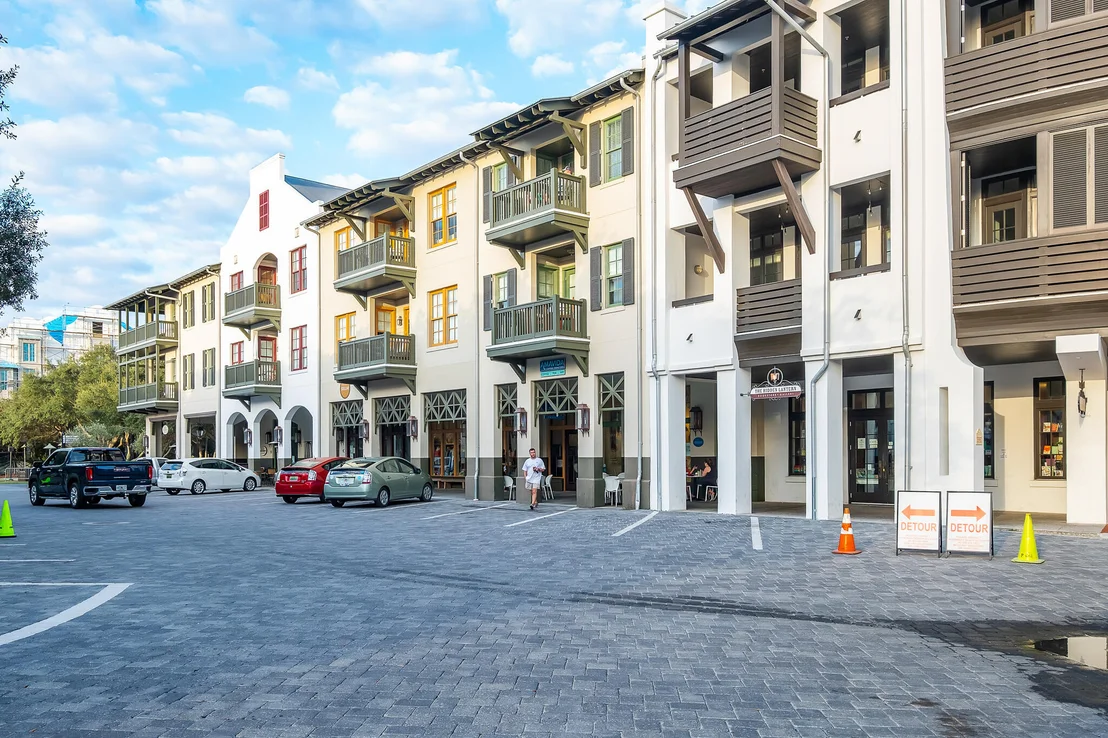 Photo of 220 Wiggle Lane