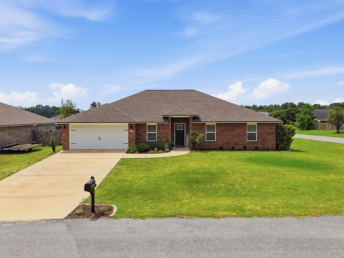 Photo of 5302 Moore Loop