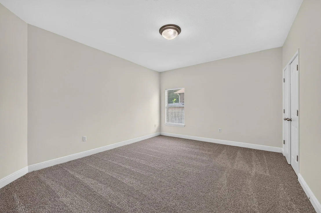 Photo of 143 Crab Apple Avenue
