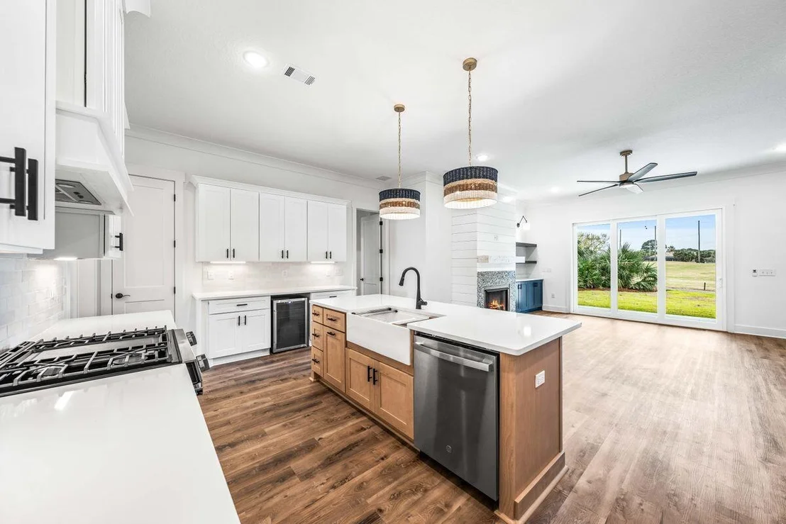 Photo of 655 Emerald Bay Drive