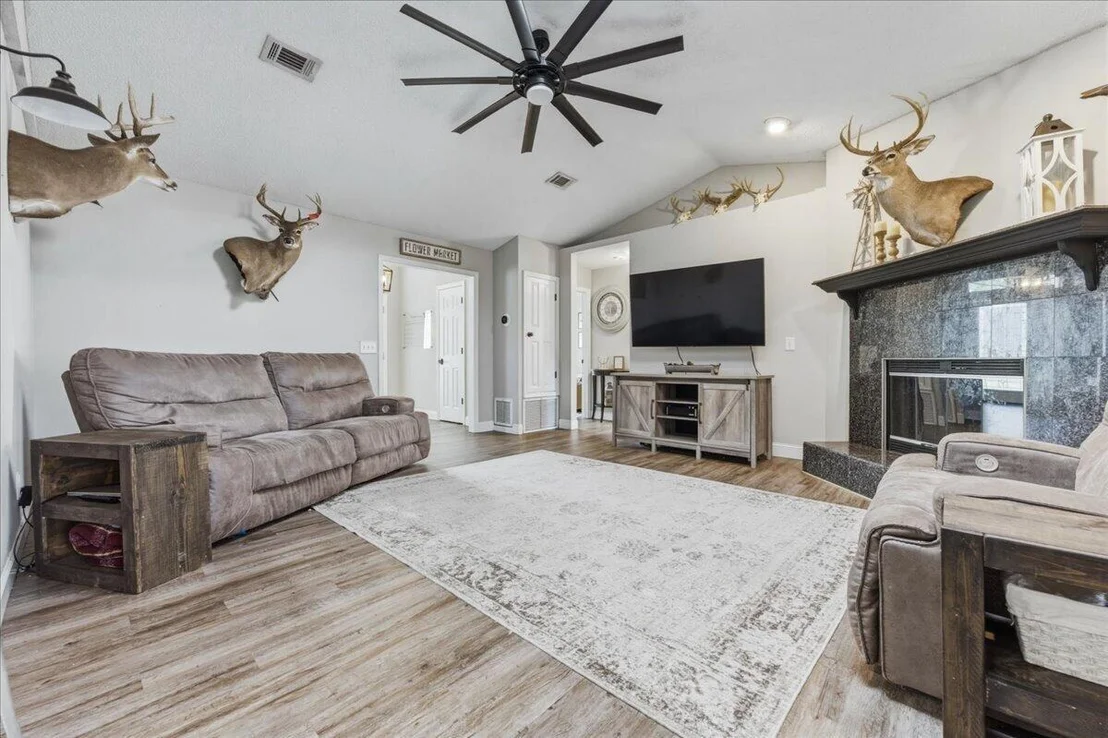 Photo of 3479 Willow Lane