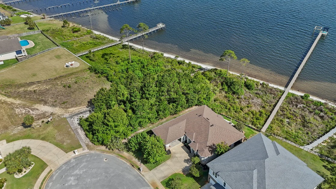 Photo of 7475 Soundshore Drive