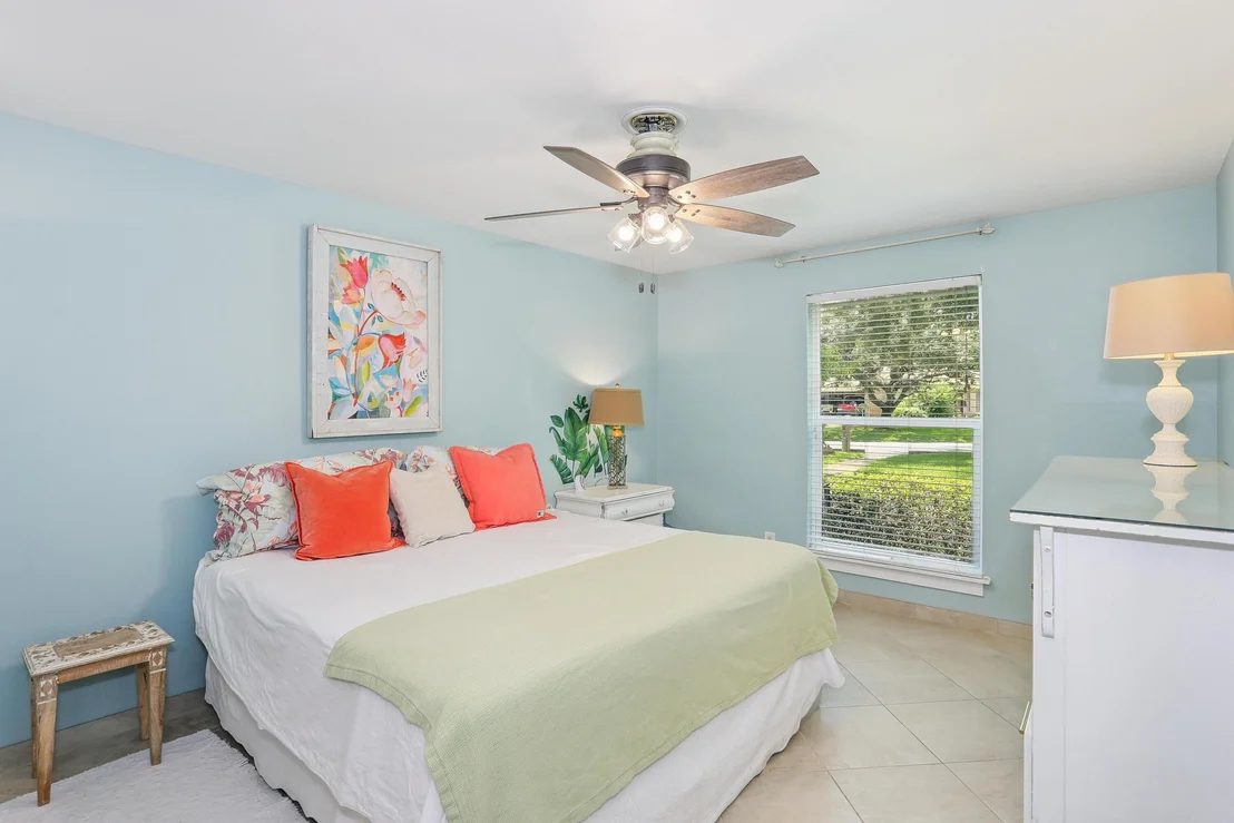 Photo of 424 Dracena Way