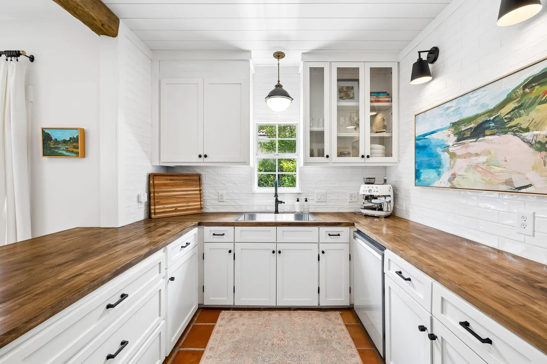 Photo of 8012 Legend Creek Drive
