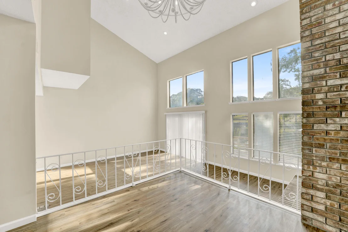 Photo of 645 Carr Drive