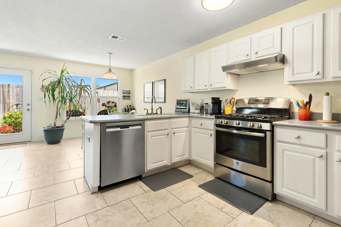 Photo of 4643 Windstarr Drive