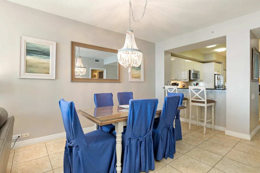 Photo of Unit PH2E at 8501 Gulf Boulevard