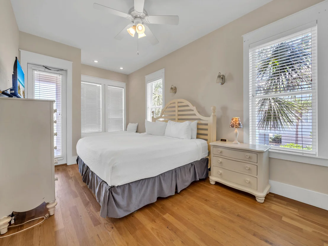 Photo of 64 Lands End Drive