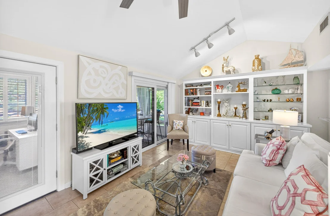 Photo of 397 Linkside Drive