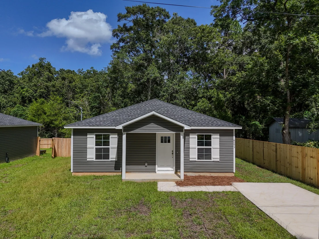 Photo of 8093 THIRD STREET