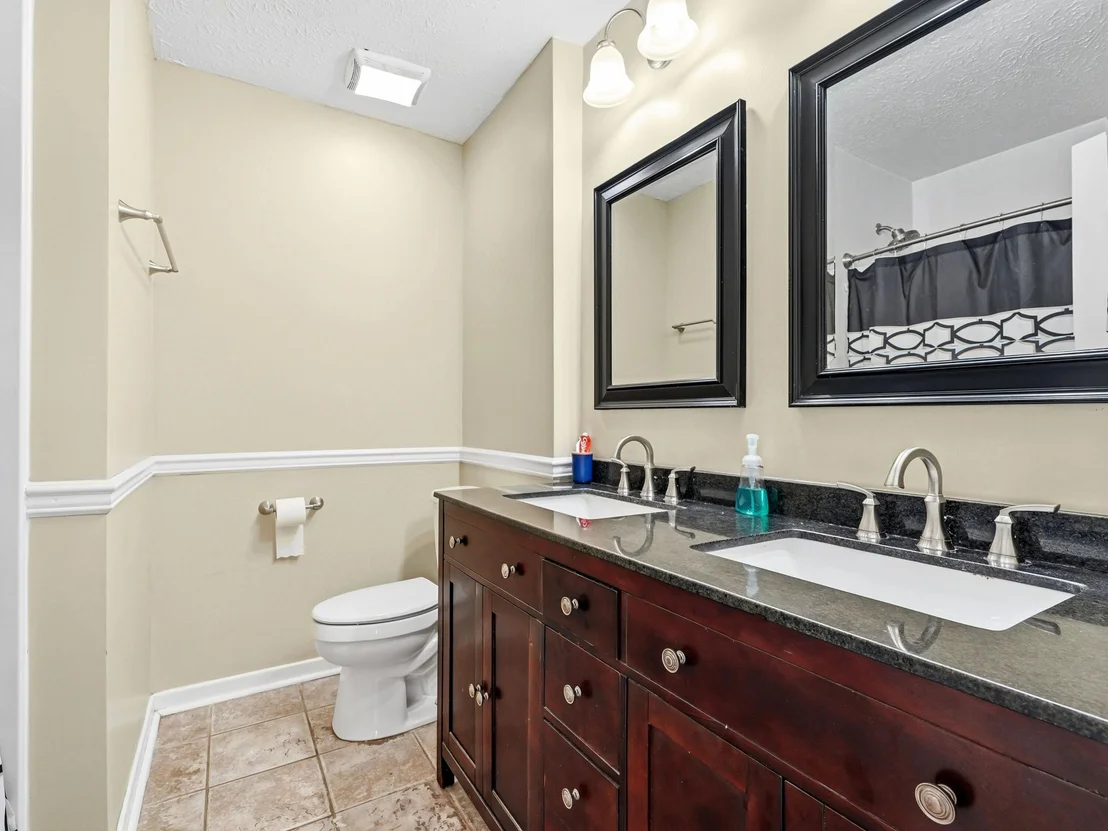 Photo of 4326 Pine Tree Lane
