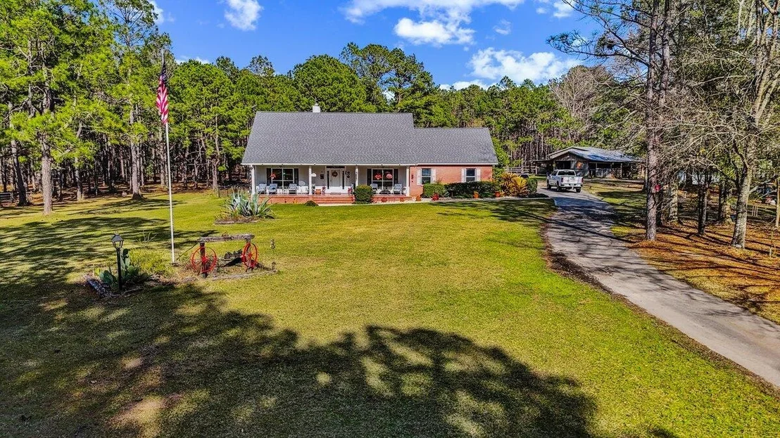 Photo of 1471 Hwy C 180