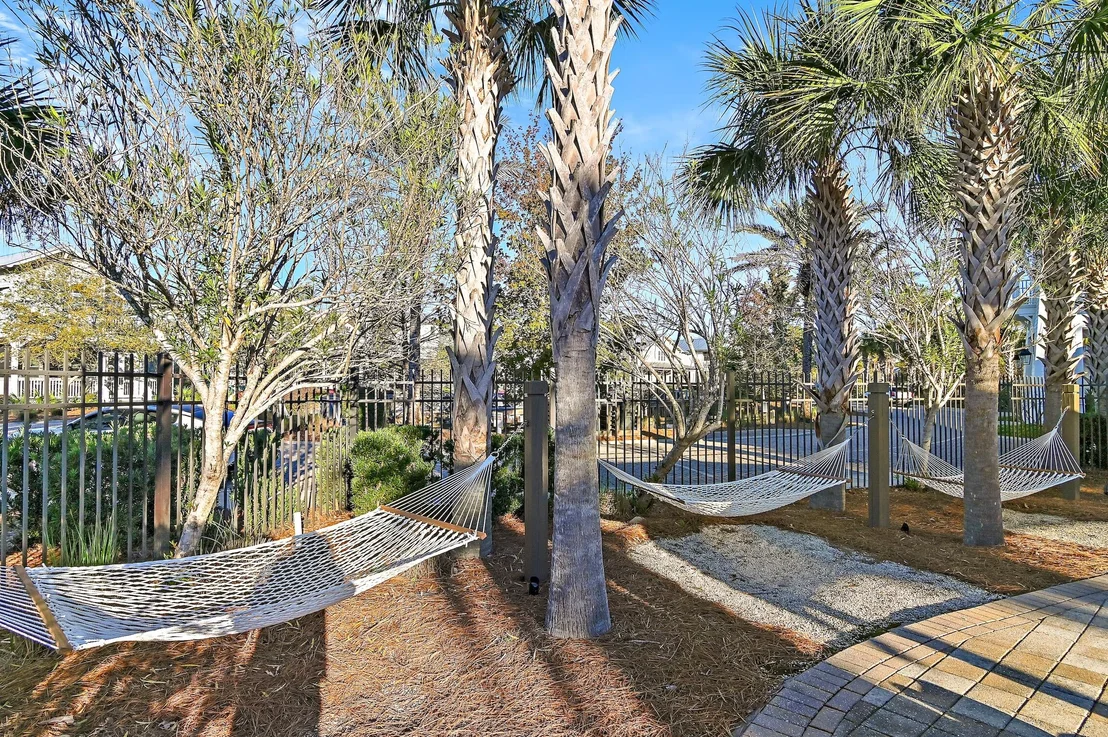 Photo of 689 Flatwoods Forest Loop