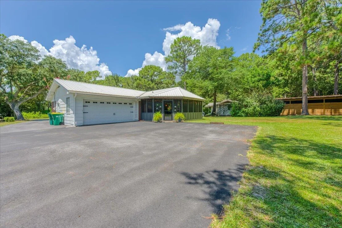 Photo of 8 Longwood Drive