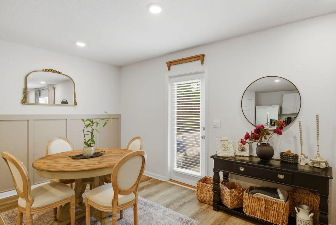 Photo of 6827 Interlachen Lane