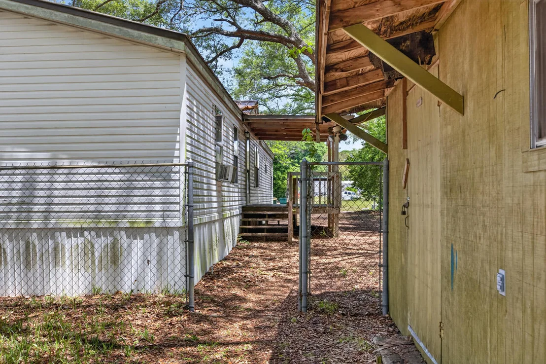 Photo of 1037 Everglade Drive
