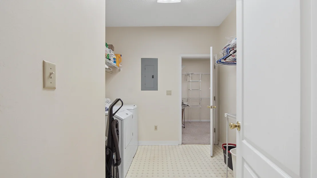 Photo of 1333 Parrish Road