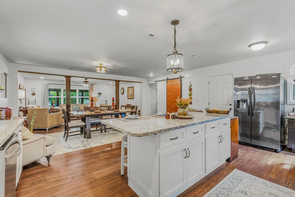 Photo of 4962 Antioch Road