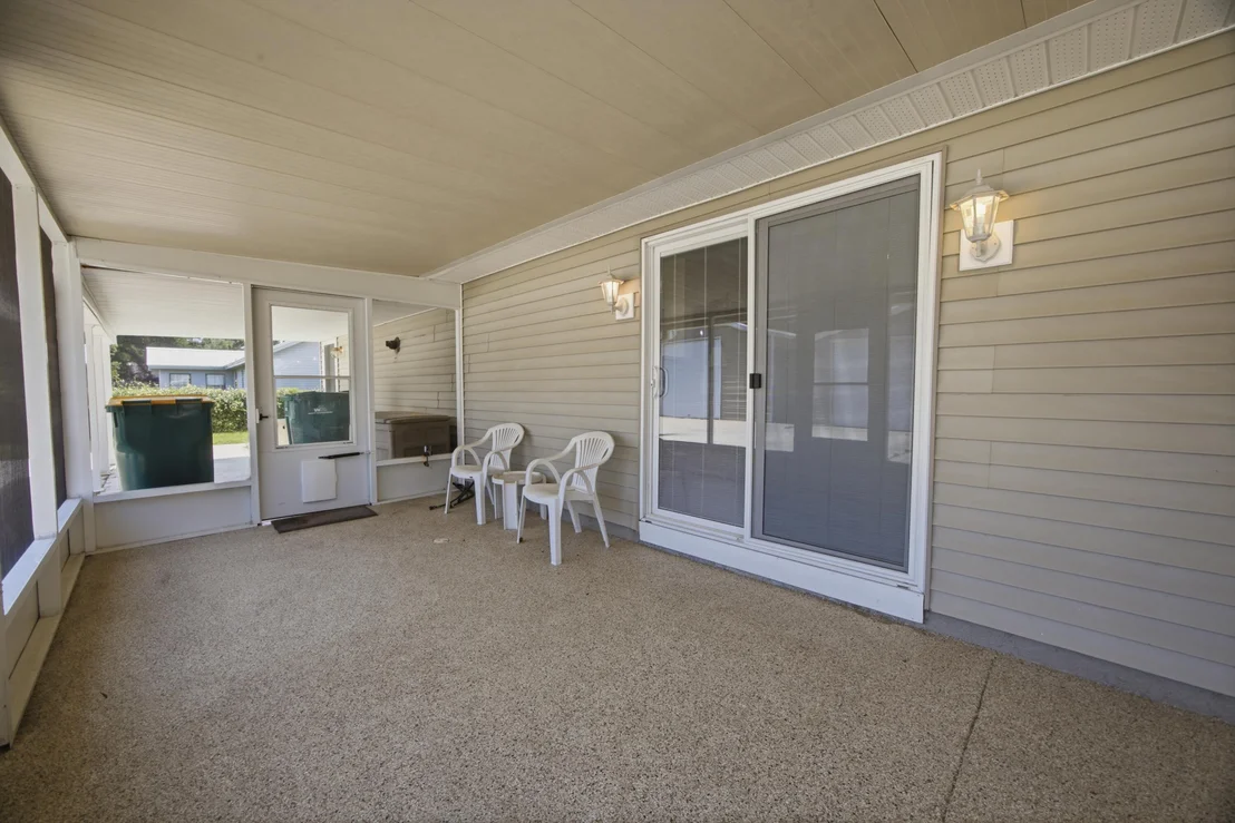 Photo of 220 W Walker Circle