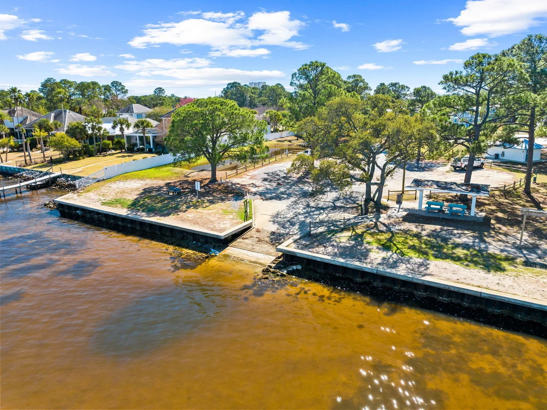 Photo of 1025 Forest Shore Drive