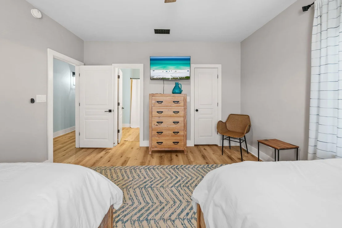 Photo of 8221 Surf Drive
