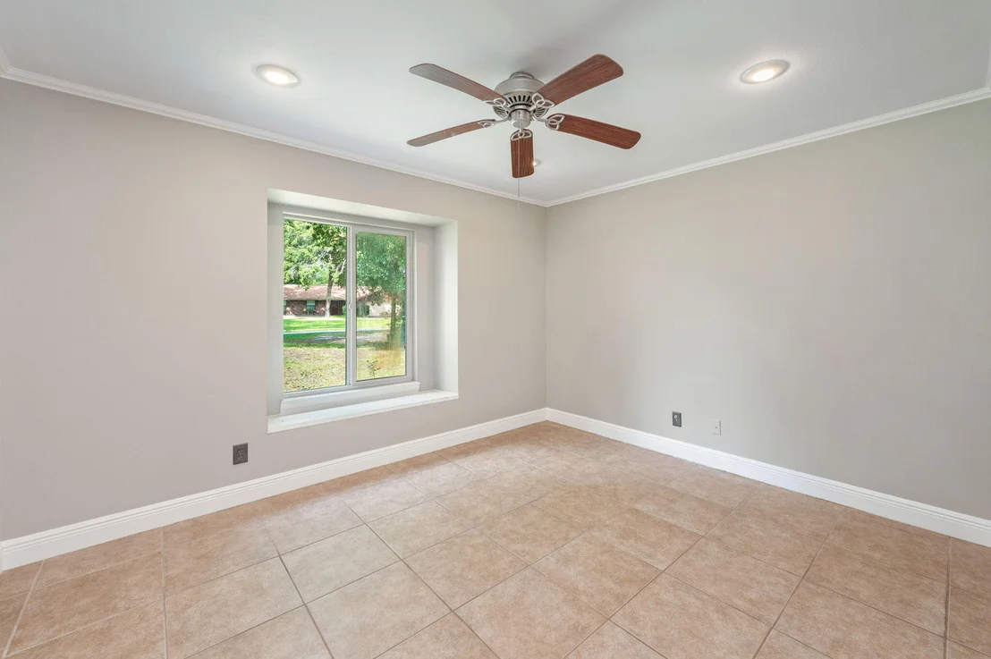 Photo of 1732 Bayshore Drive