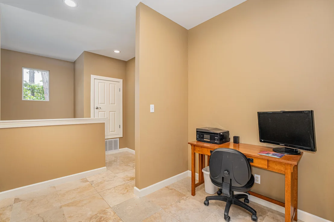 Photo of 2021 Pine Island Circle