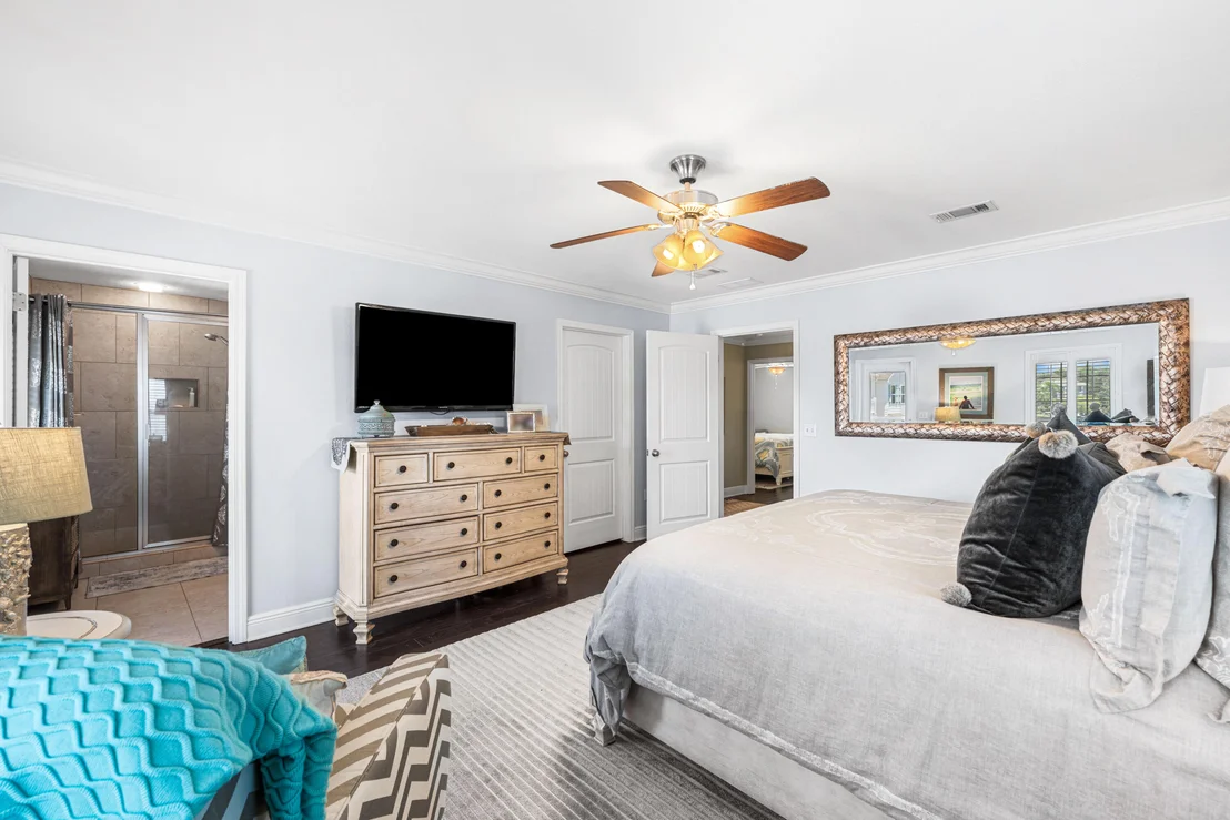 Photo of 111 W Shore Place