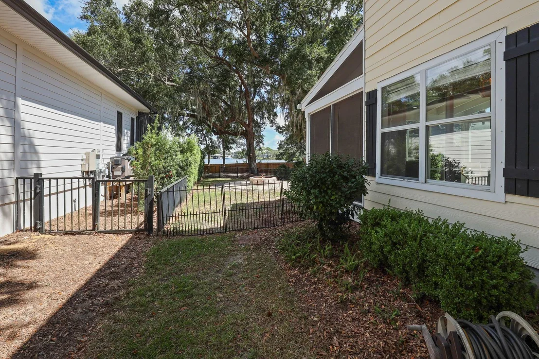 Photo of 159 Beacon Point Drive