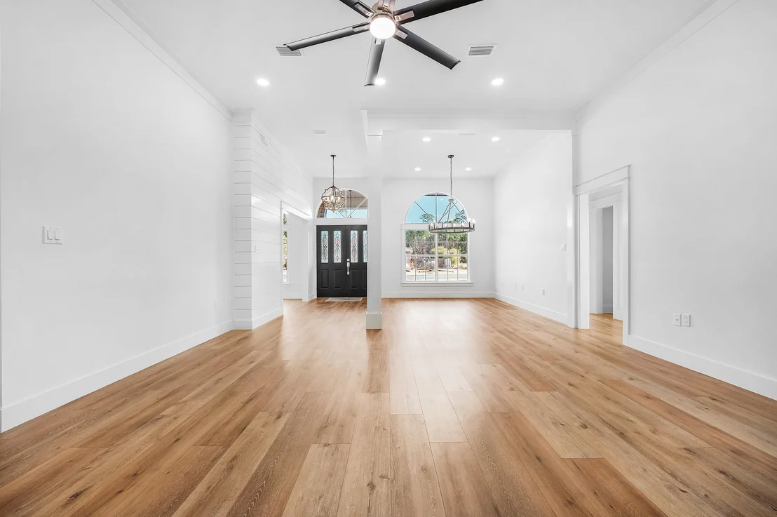 Photo of 209 Emmett Drive