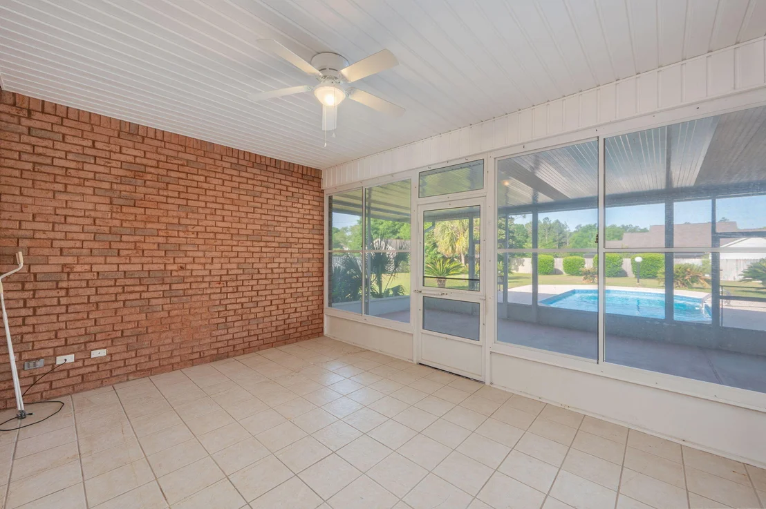 Photo of 5552 Frontier Drive