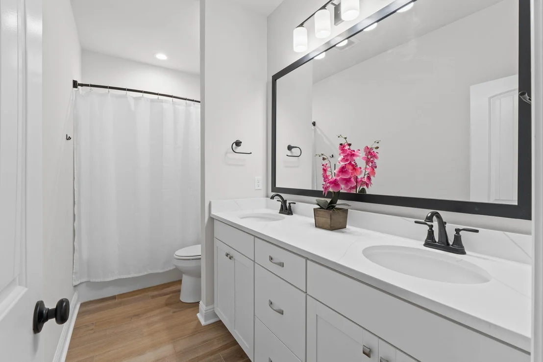 Photo of 77 Flora Lane