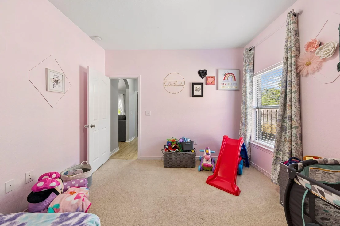 Photo of 471 Symphony Way