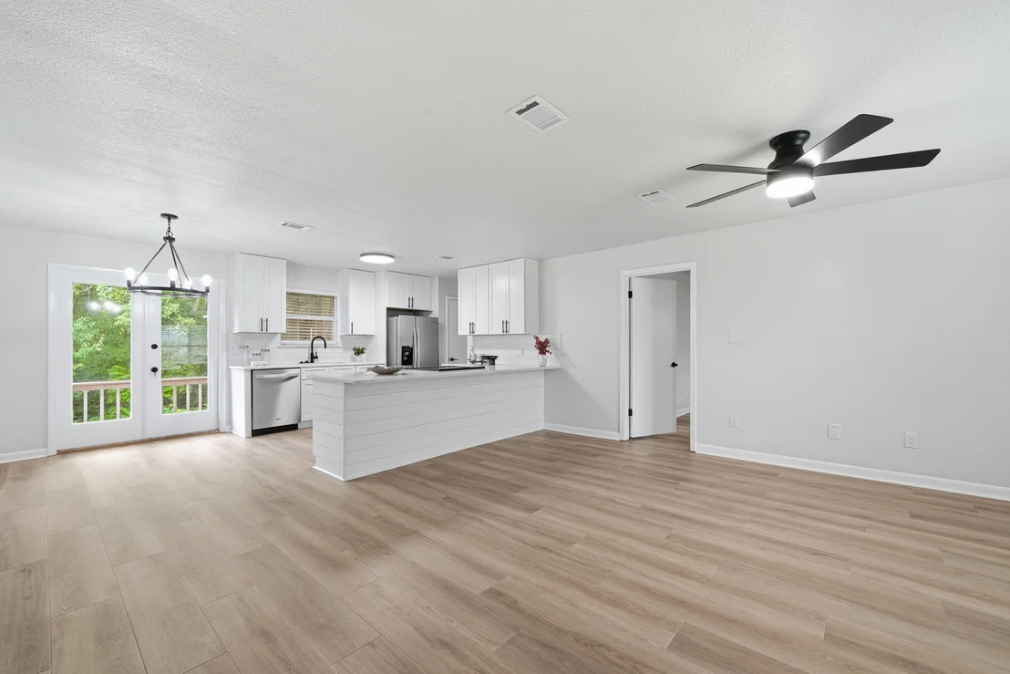 Photo of 155 Westview Avenue