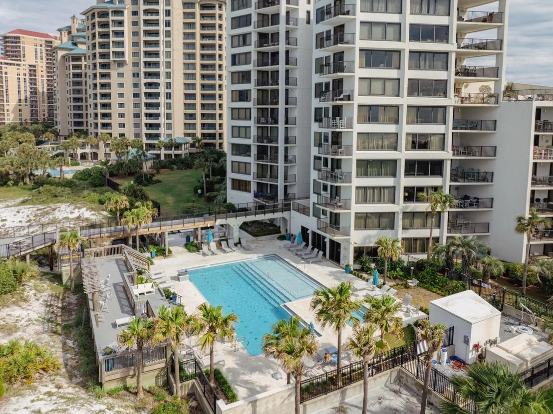 Photo of Unit 4033 at 4033 Beachside One Drive