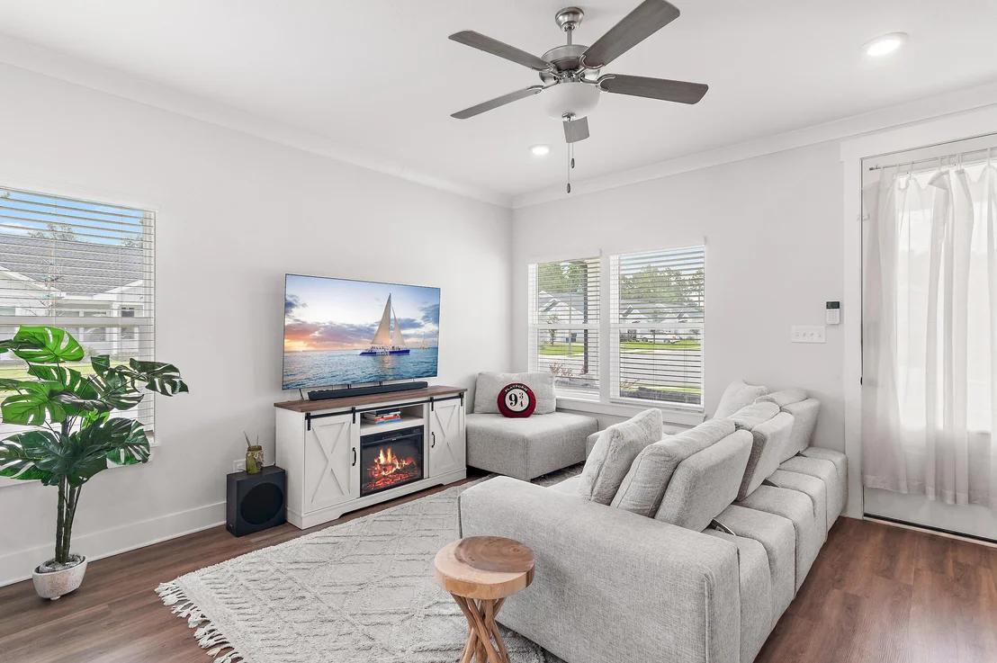 Photo of 8 Alexander Way
