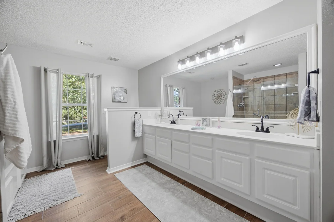 Photo of 111 Arapaho Trail