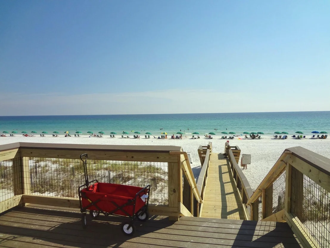 Photo of 439 Sandy Cay Drive