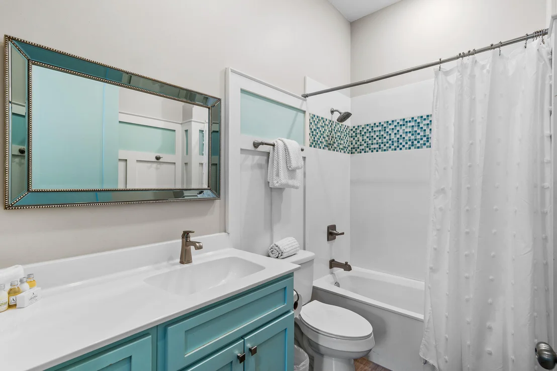 Photo of 240 Driftwood Road