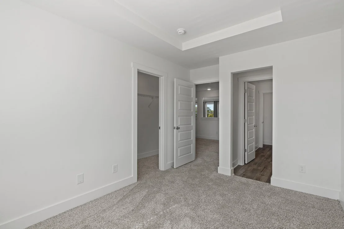 Photo of 445 Bear Creek Boulevard