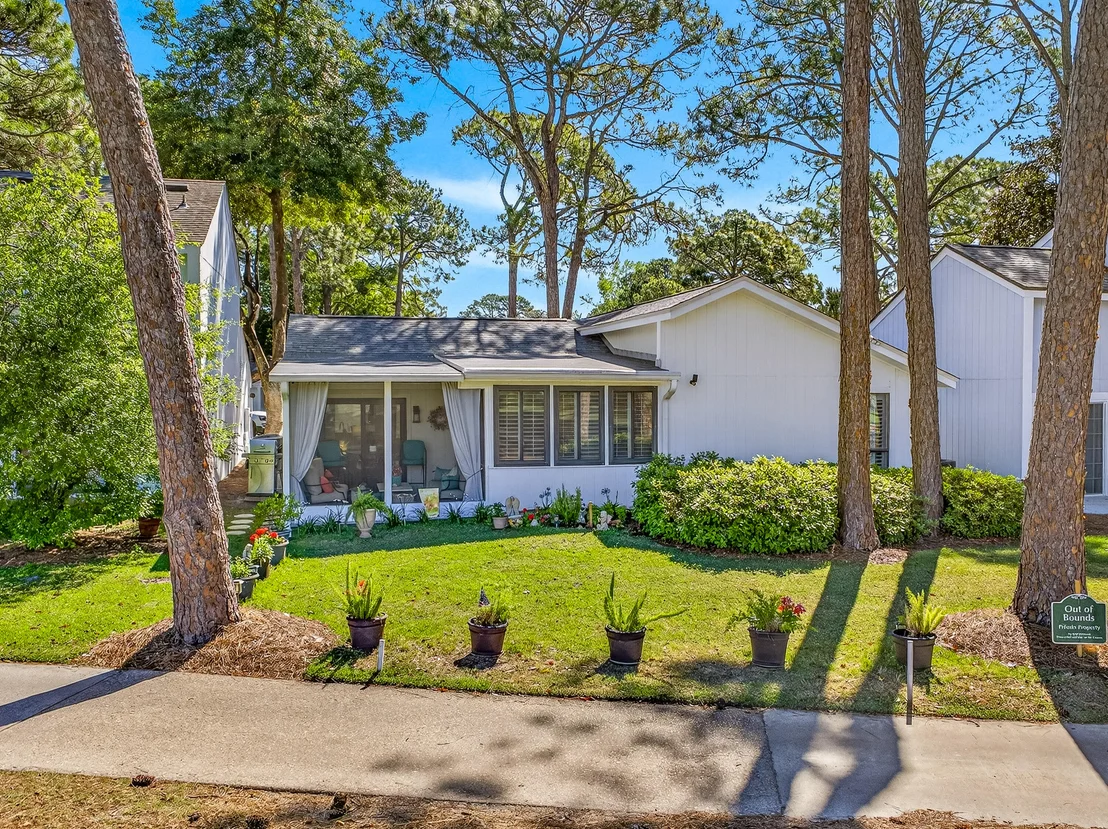 Photo of 397 Linkside Drive
