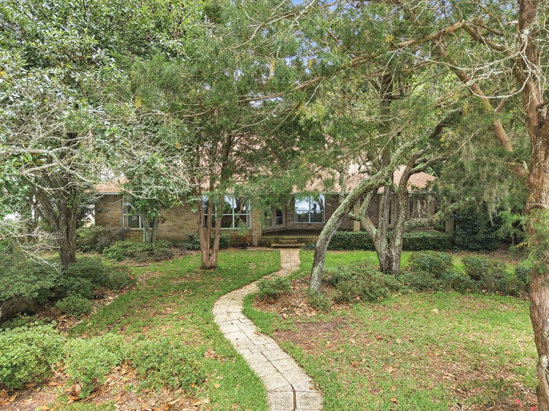 Photo of 6627 Calle De Laurel
