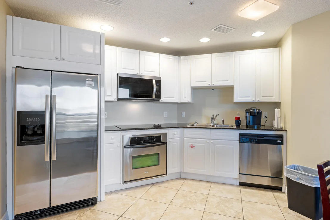 Photo of Unit PH2E at 8501 Gulf Boulevard