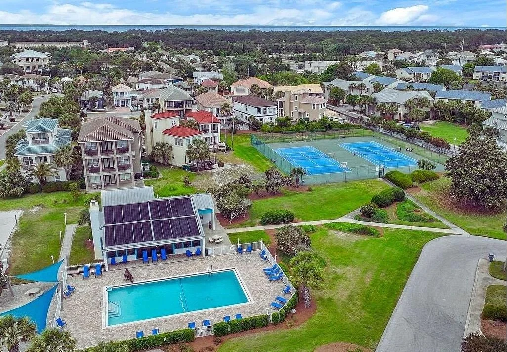 Photo of 110 Terra Cotta Way