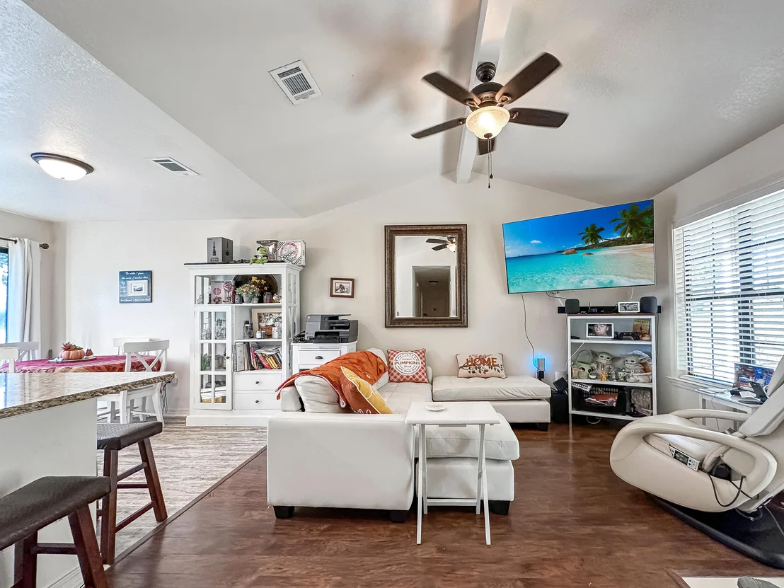 Photo of 112 Windsor Drive