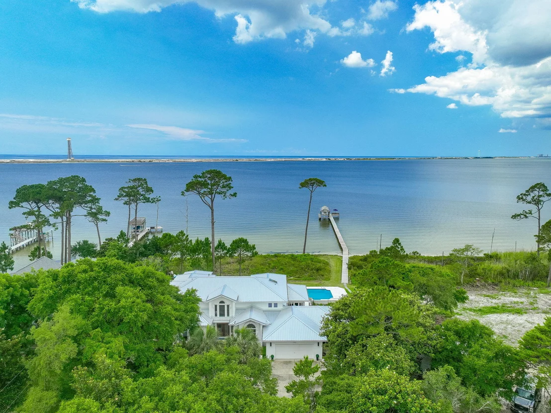 Photo of 458 Parish Boulevard