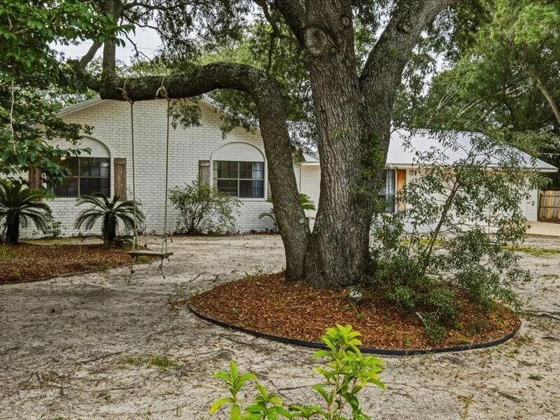 Photo of 1918 Vizcaya Drive