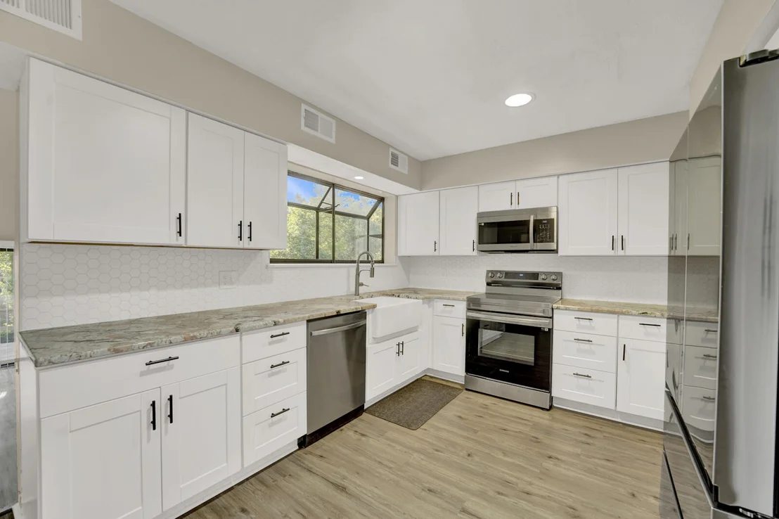 Photo of 645 Carr Drive