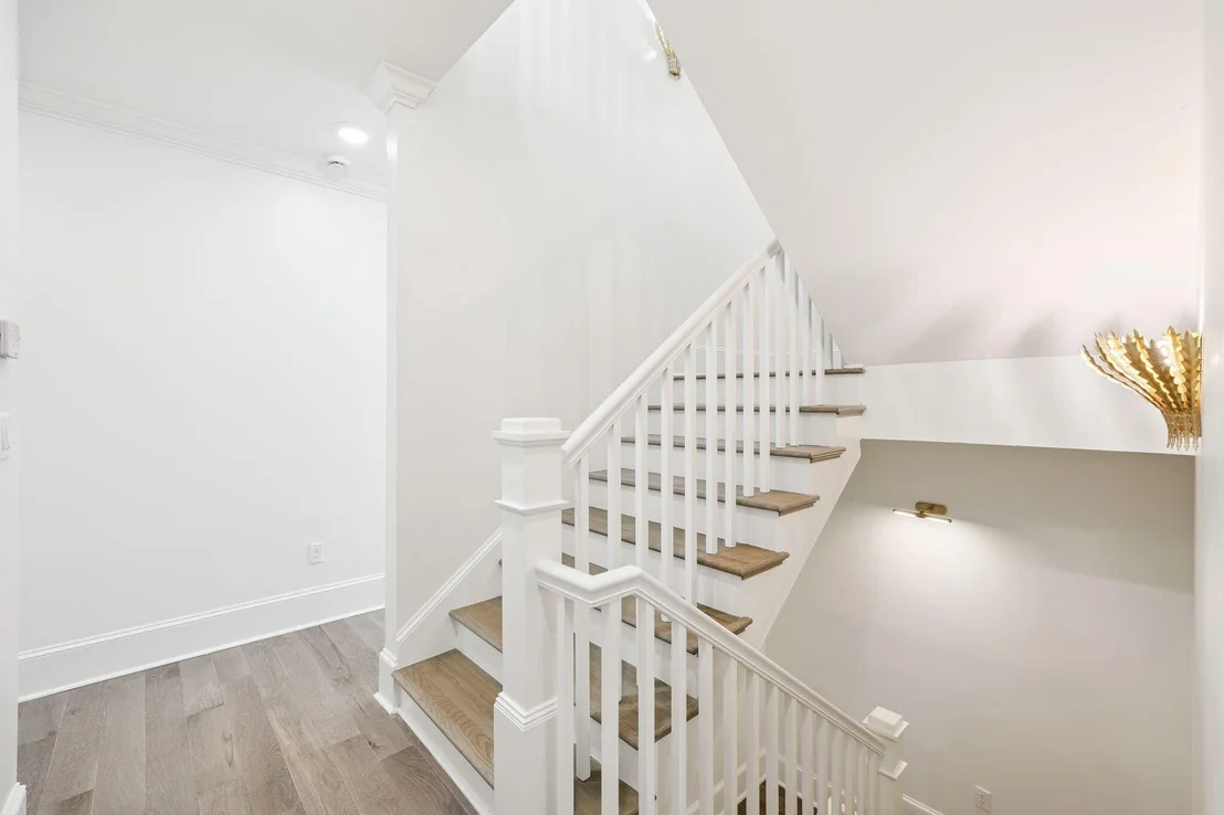 Photo of 714 Harbor Boulevard